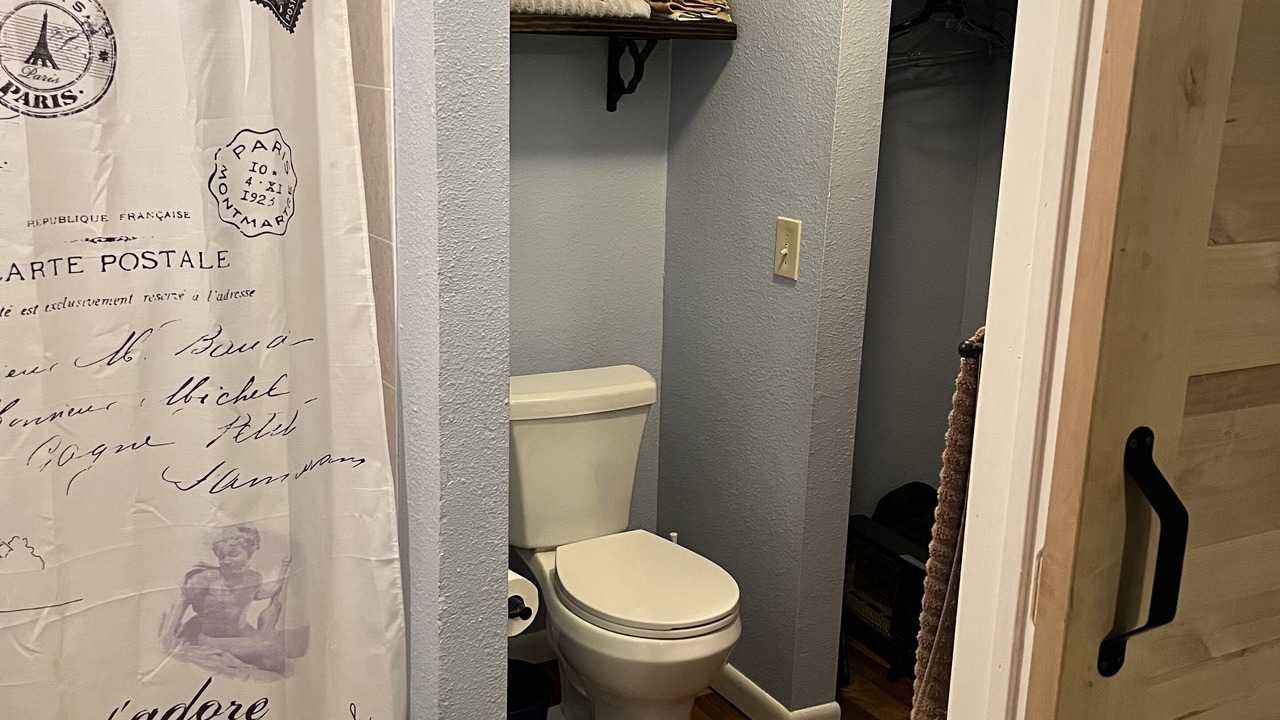 Photo of Bathroom in Wise County