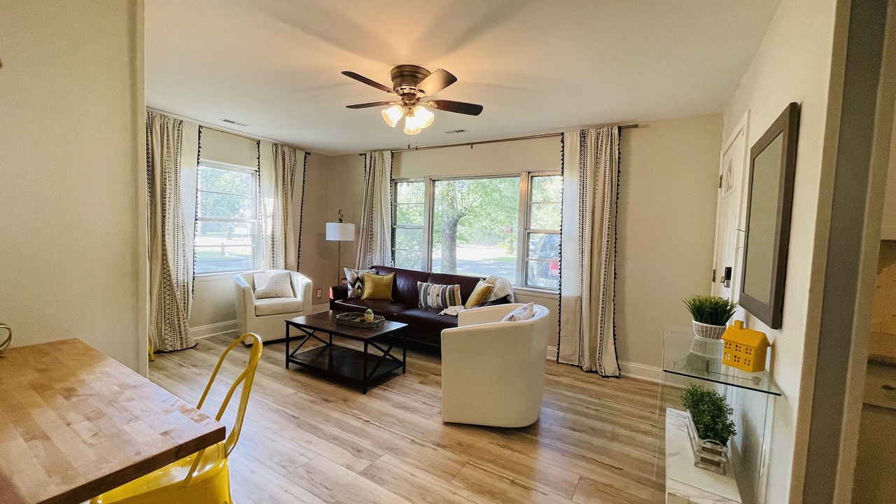 Photo of Livingroom in Topeka