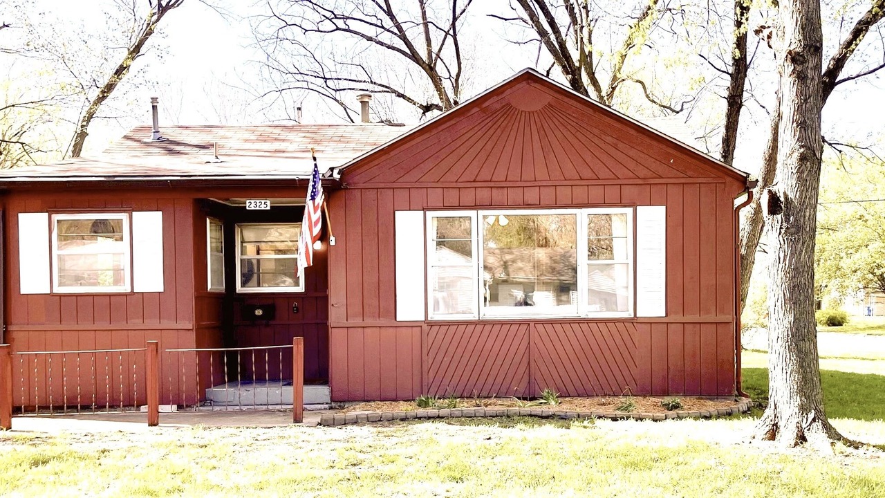 Photo of Outdoor in Topeka