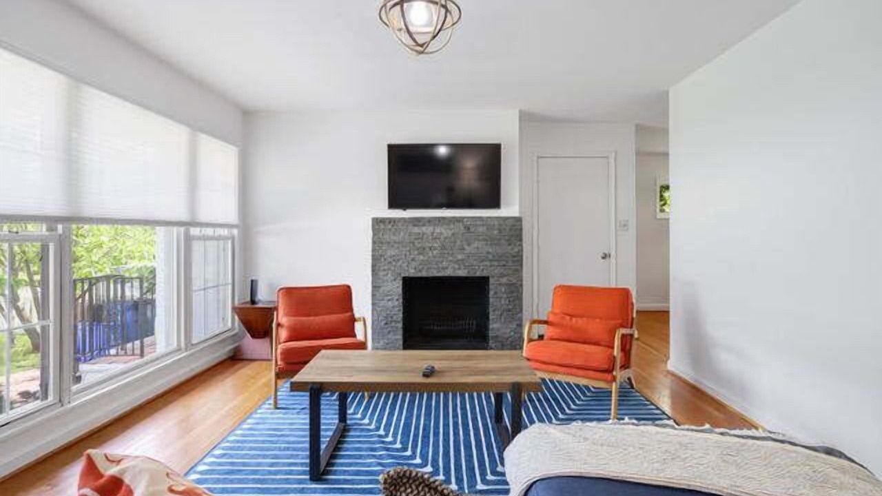 Photo of Bedroom in Forest Glen