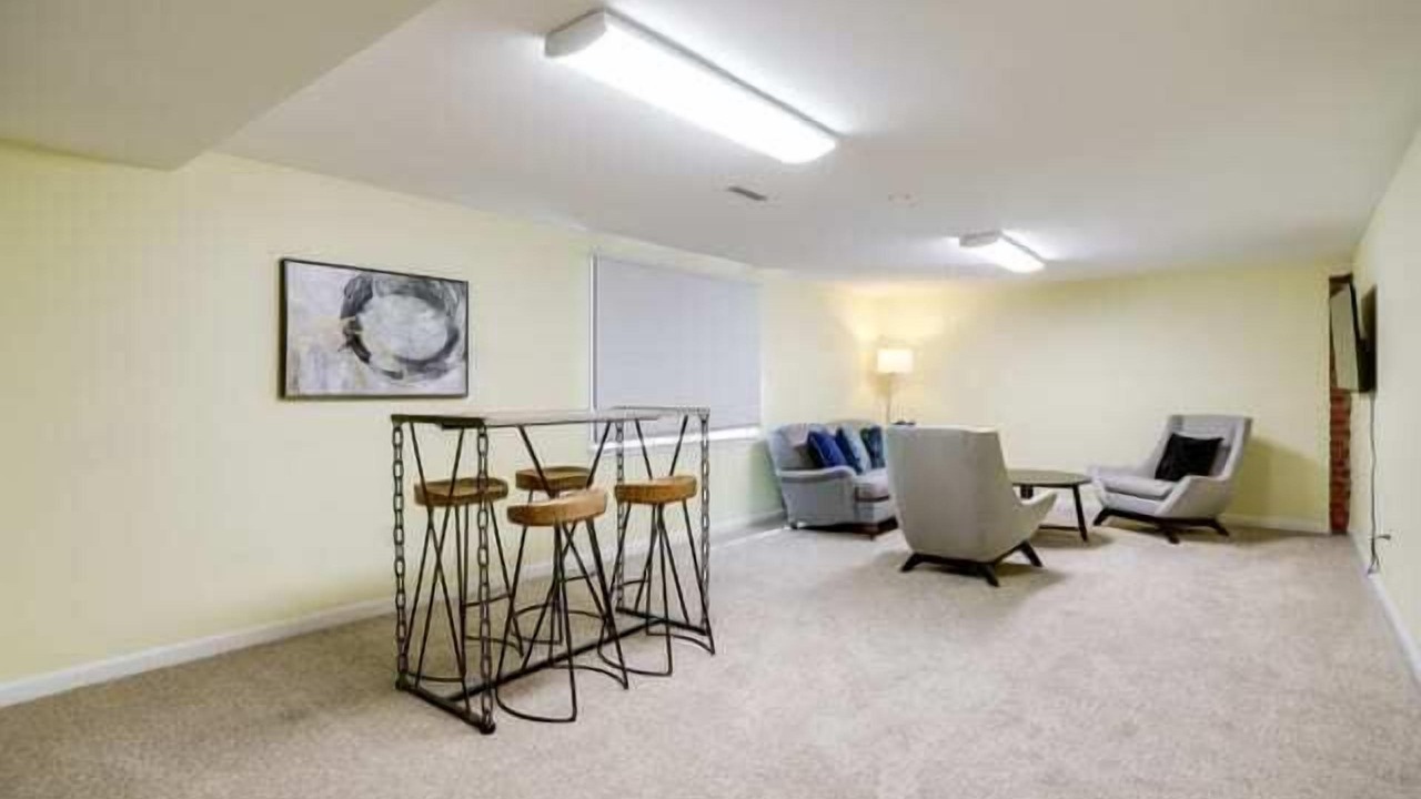 Photo of Others in Forest Glen