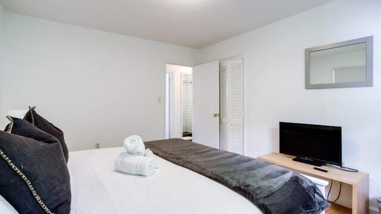 Photo of Bedroom in Forest Glen