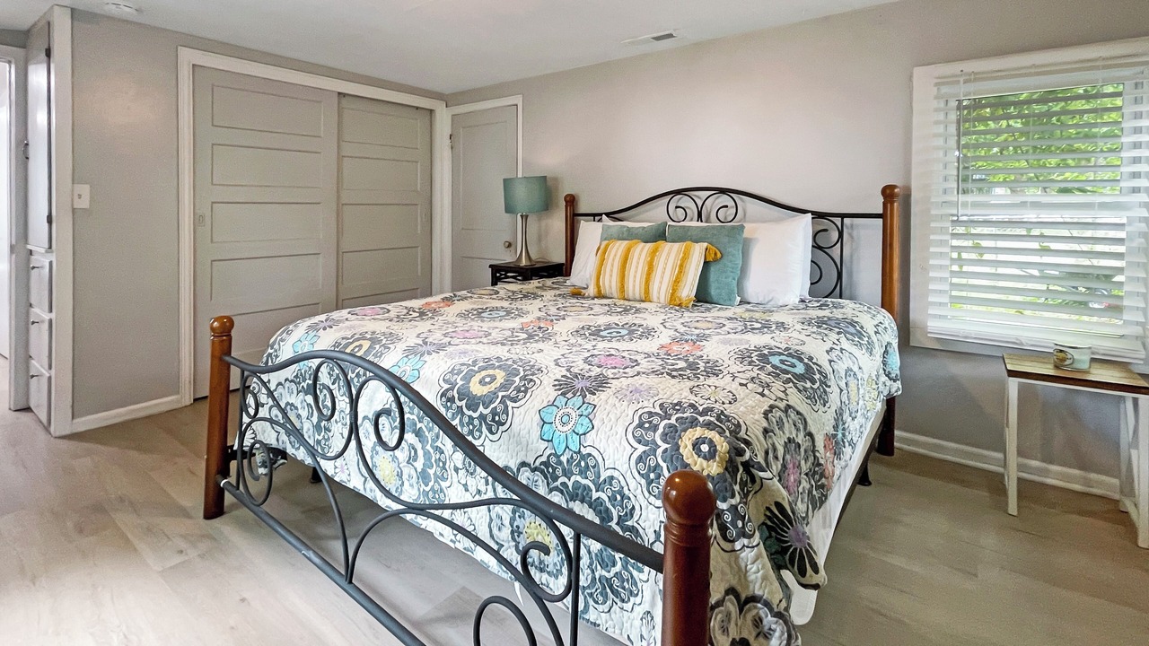 Photo of Bedroom in Topeka