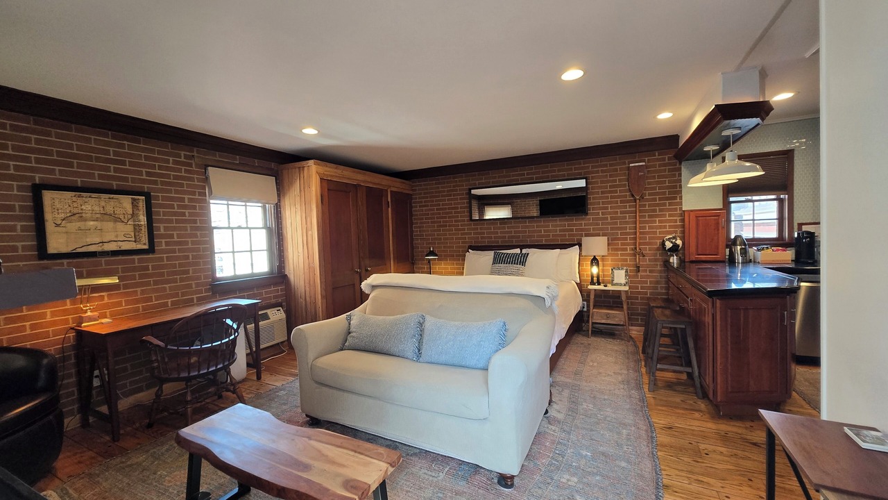 Photo of Livingroom in Old Town Alexandria