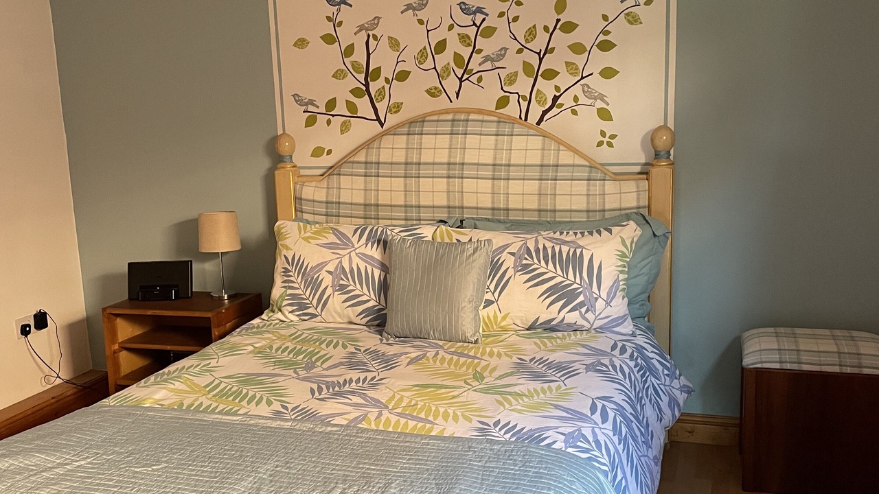 Photo of Bedroom in Newark