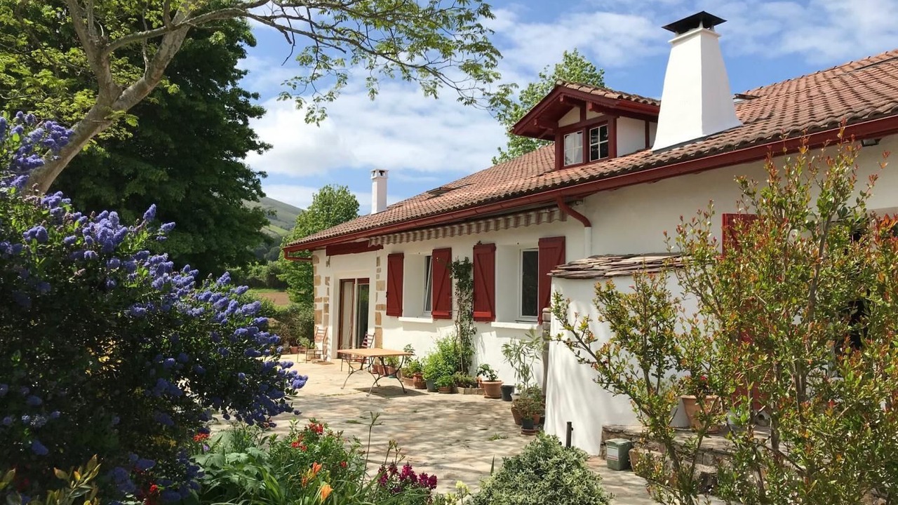 Photo of Outdoor in Sare