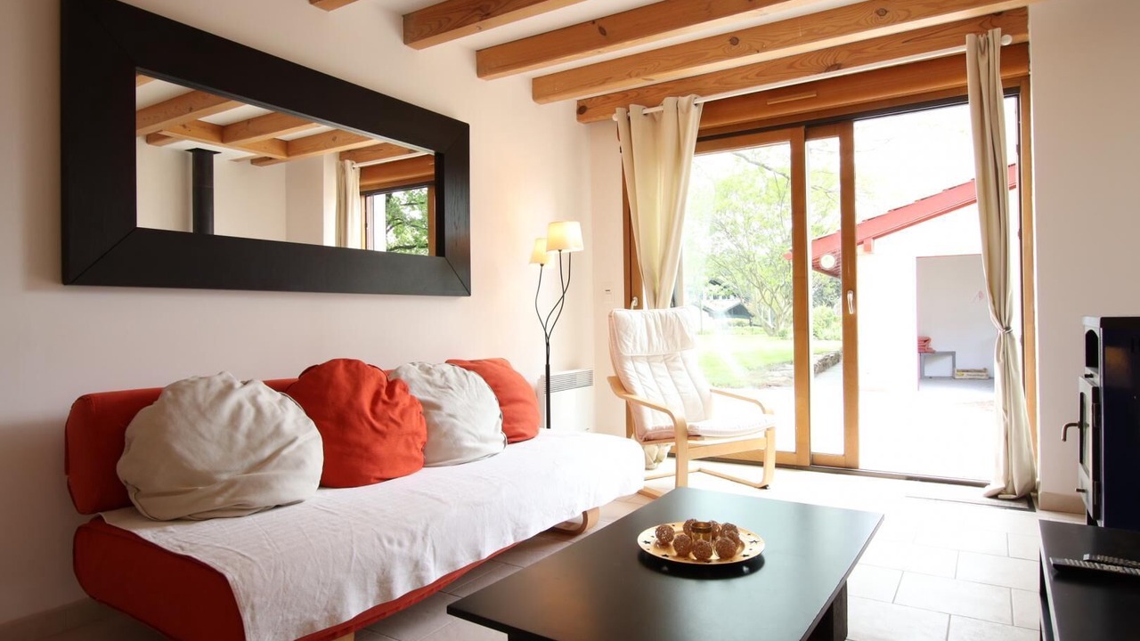 Photo of Bedroom in Sare