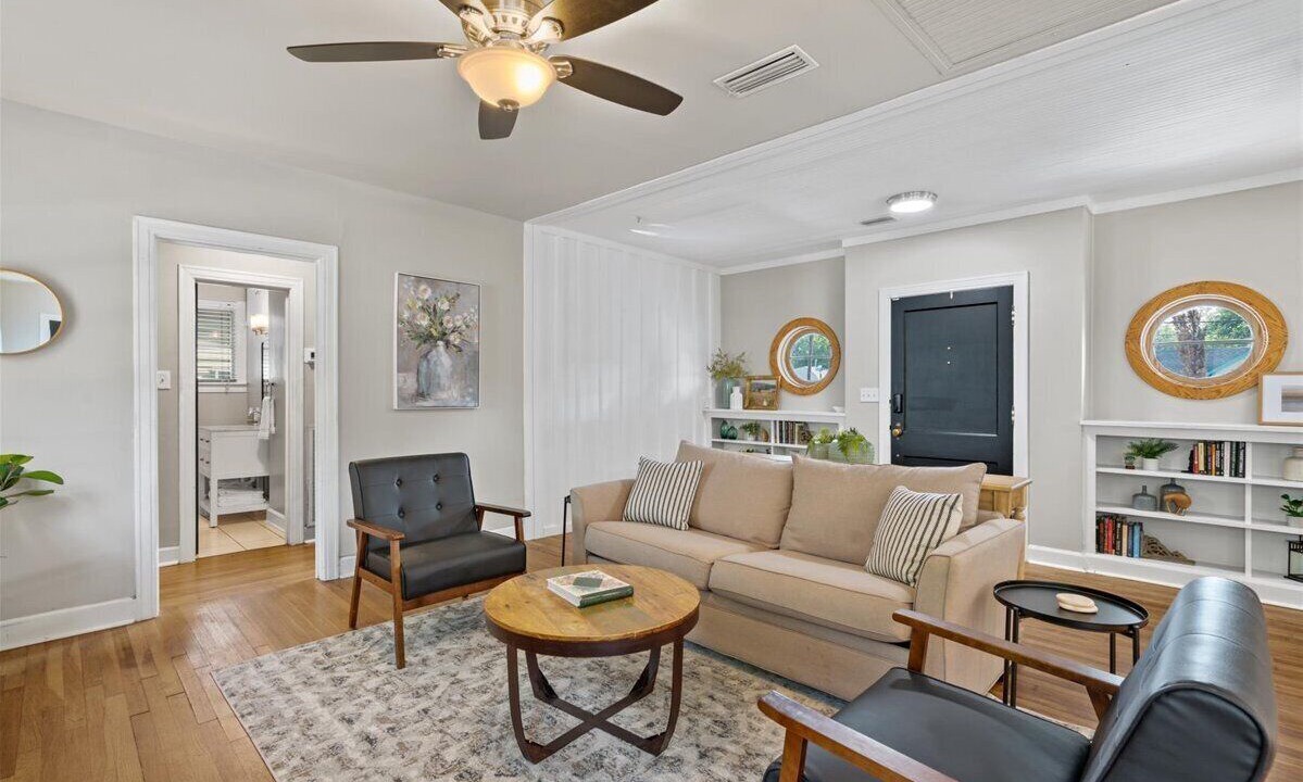 Photo of Livingroom in Georgetown