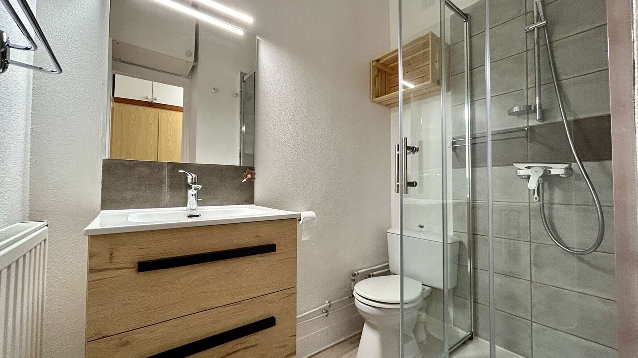 Photo of Bathroom in Saint-Etienne-en-Devoluy