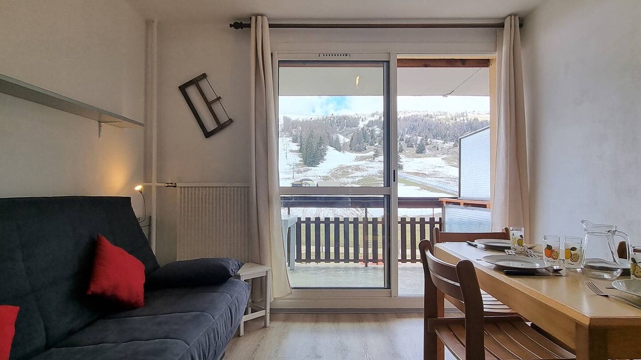 Photo of Livingroom in Saint-Etienne-en-Devoluy