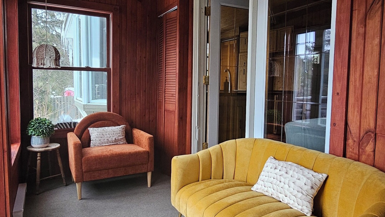Photo of Livingroom in Rawdon