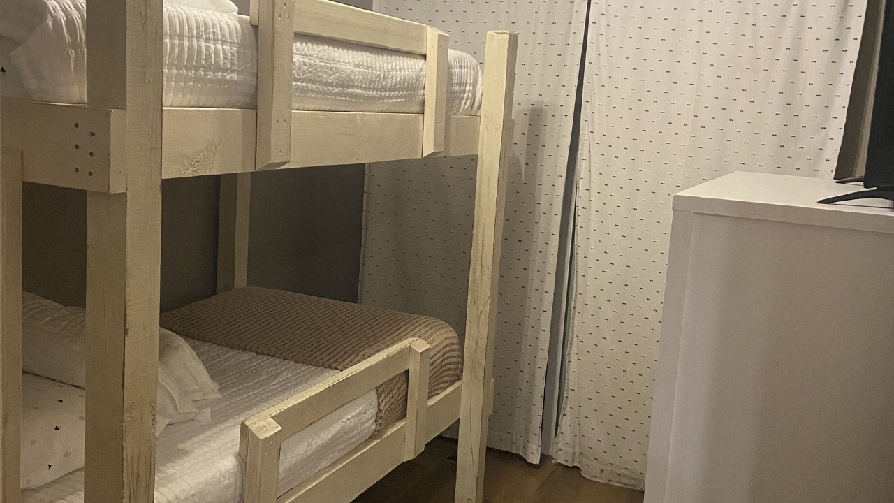 Photo of Bedroom in Counce
