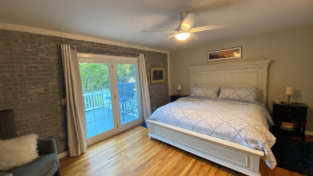 Photo of Bedroom in Louisa