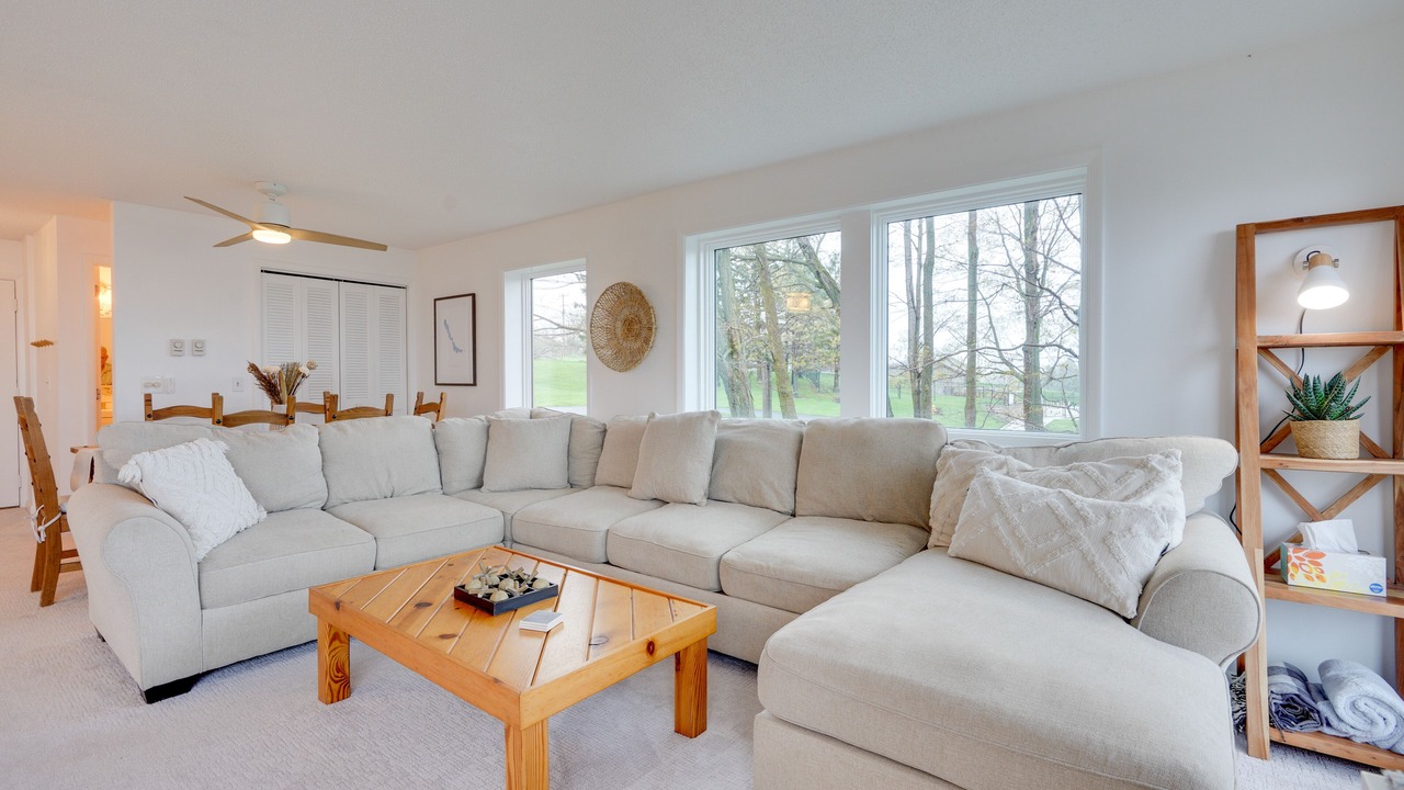 Photo of Livingroom in Dewittville