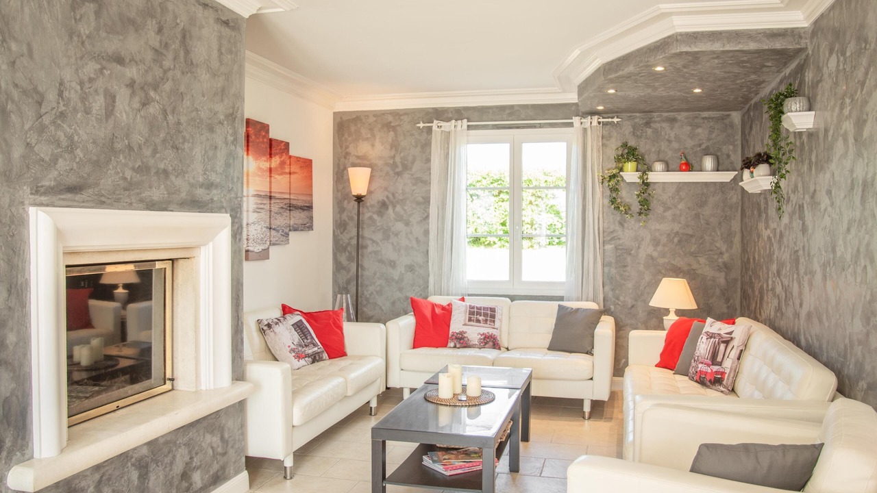 Photo of Livingroom in Montaigu-de-Quercy