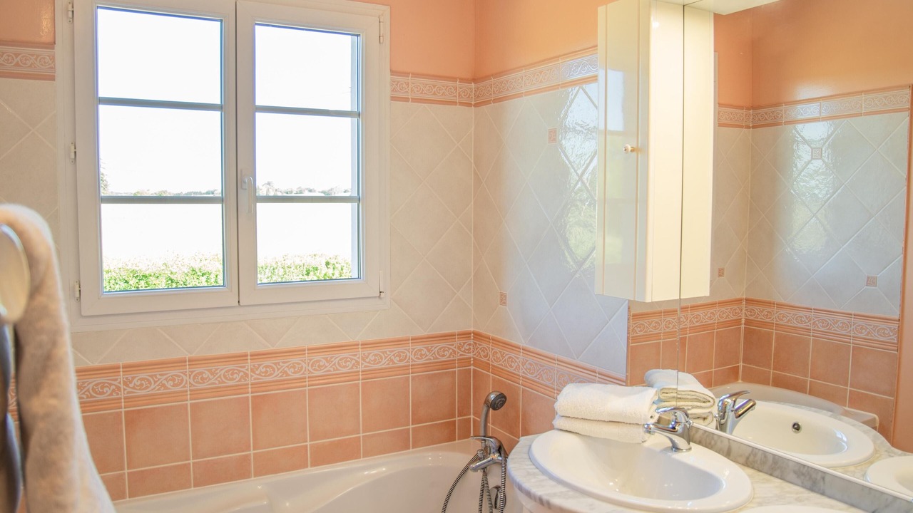 Photo of Bathroom in Montaigu-de-Quercy