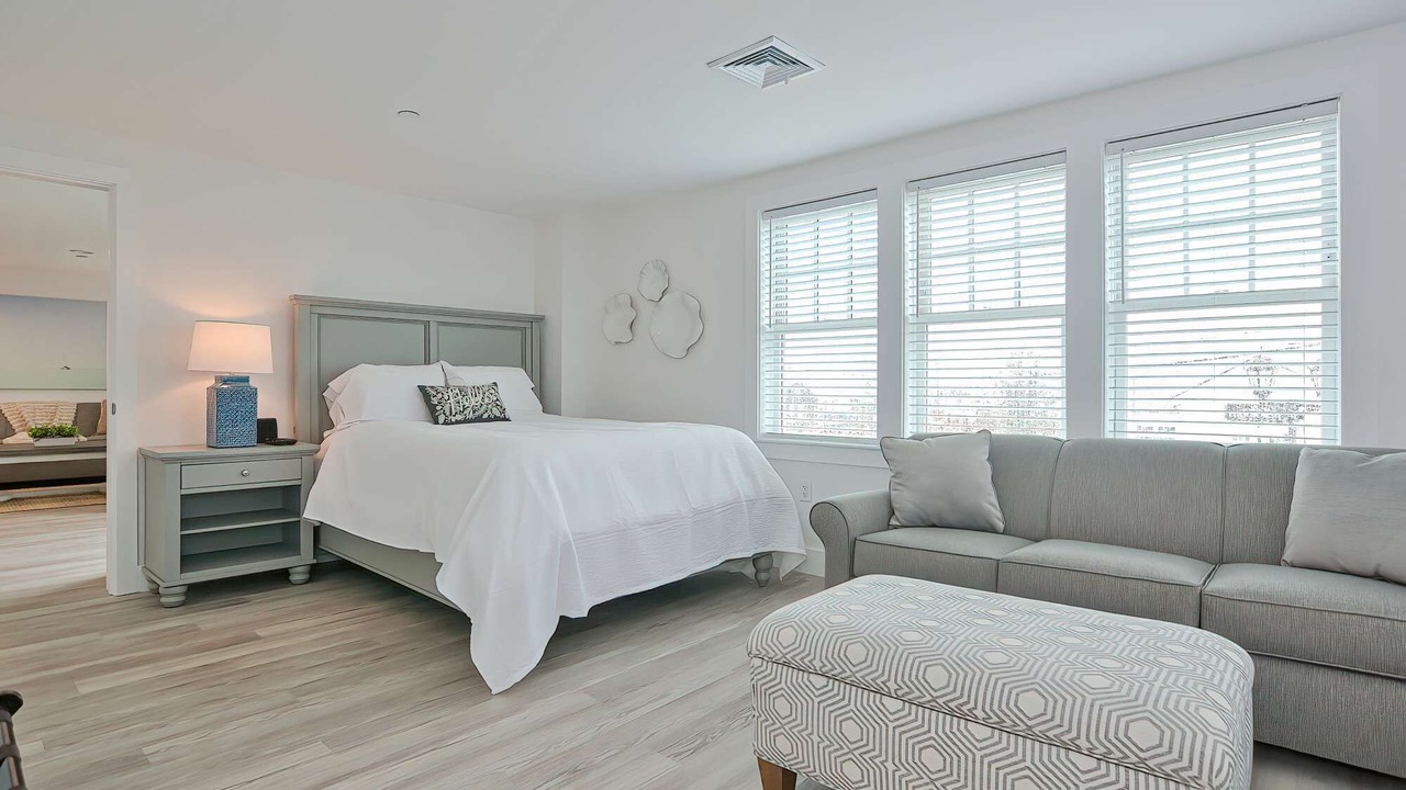Photo of Bedroom in Plymouth Cultural District