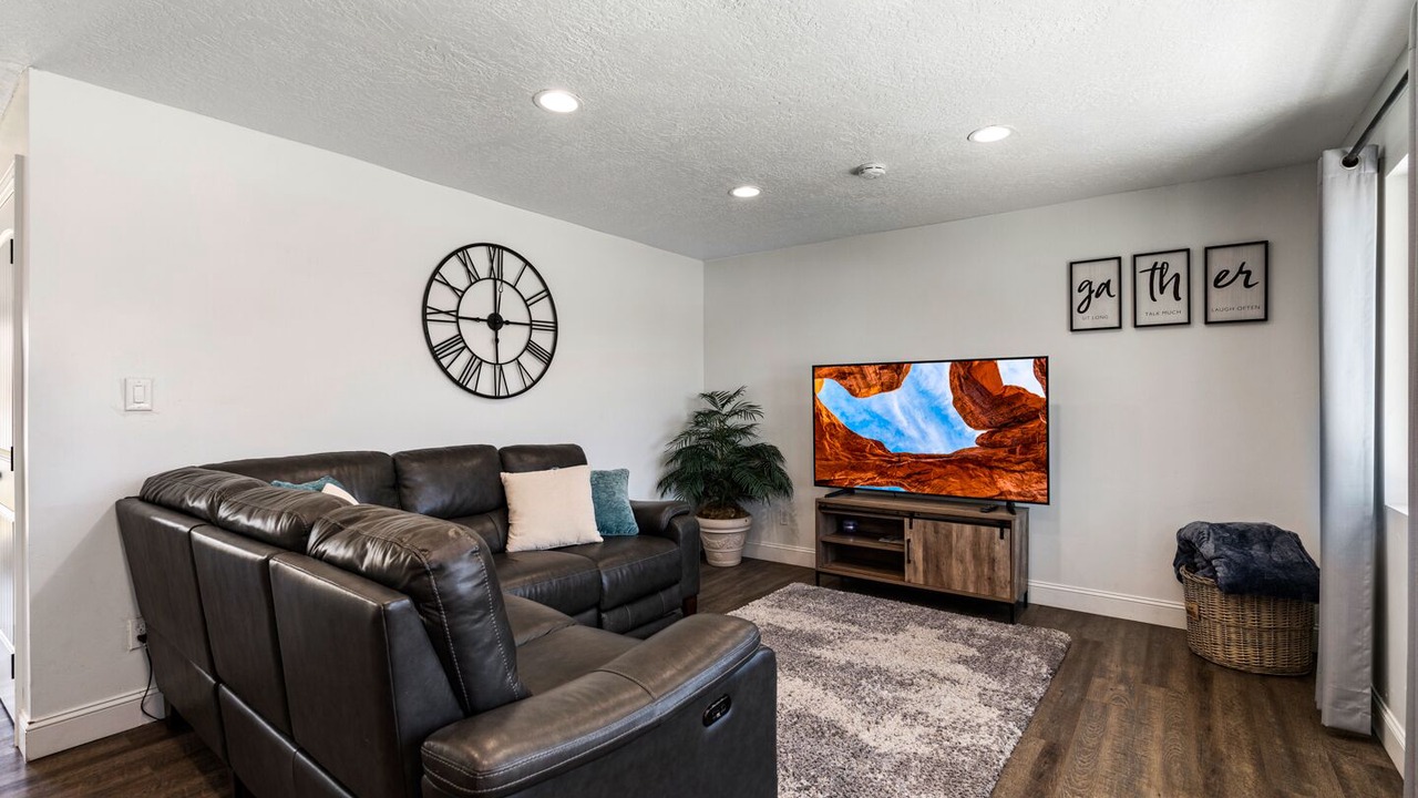Photo of Livingroom in Riverton