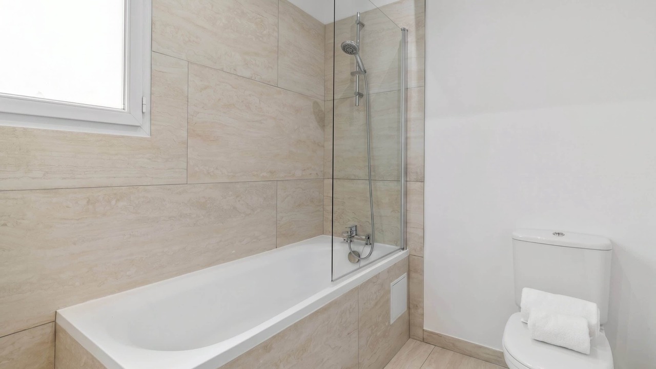 Photo of Bathroom in Plaisance