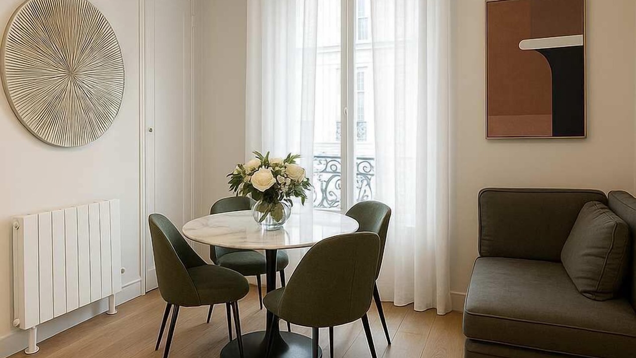 Photo of Bedroom in 17th Arrondissement