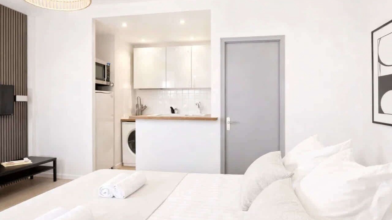 Photo of Bedroom in Passy