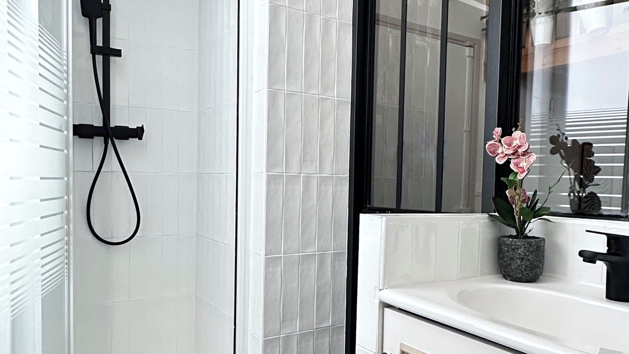 Photo of Bathroom in Saint-Merri