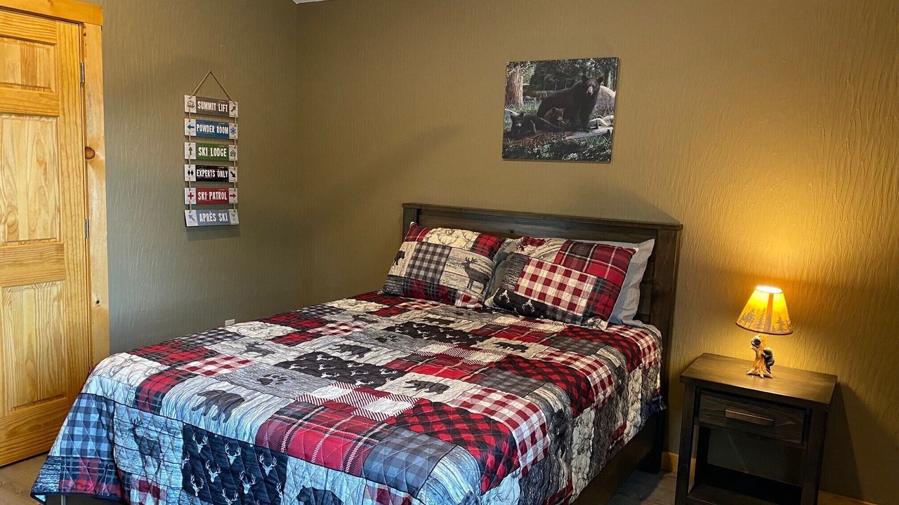 Photo of Bedroom in McHenry