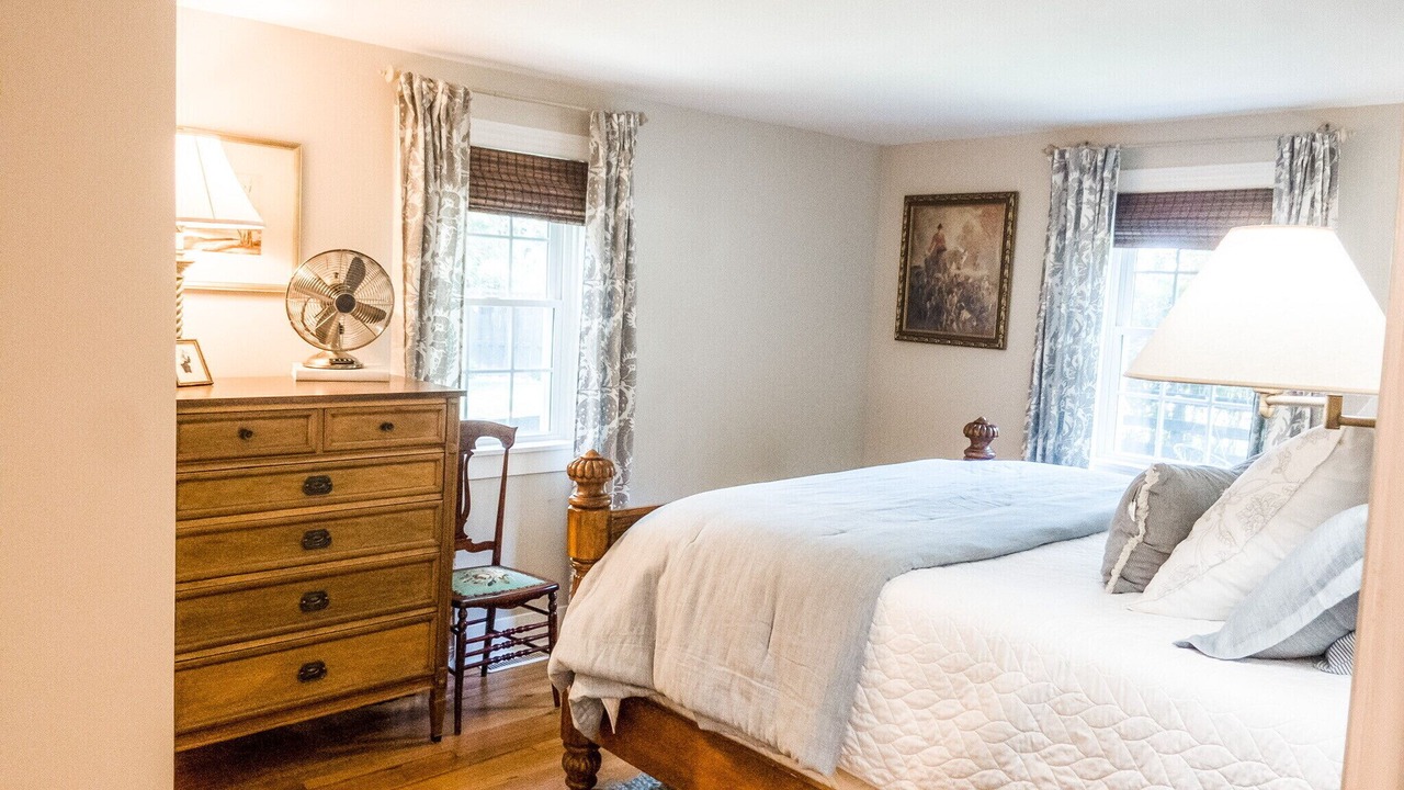 Photo of Bedroom in Middleburg