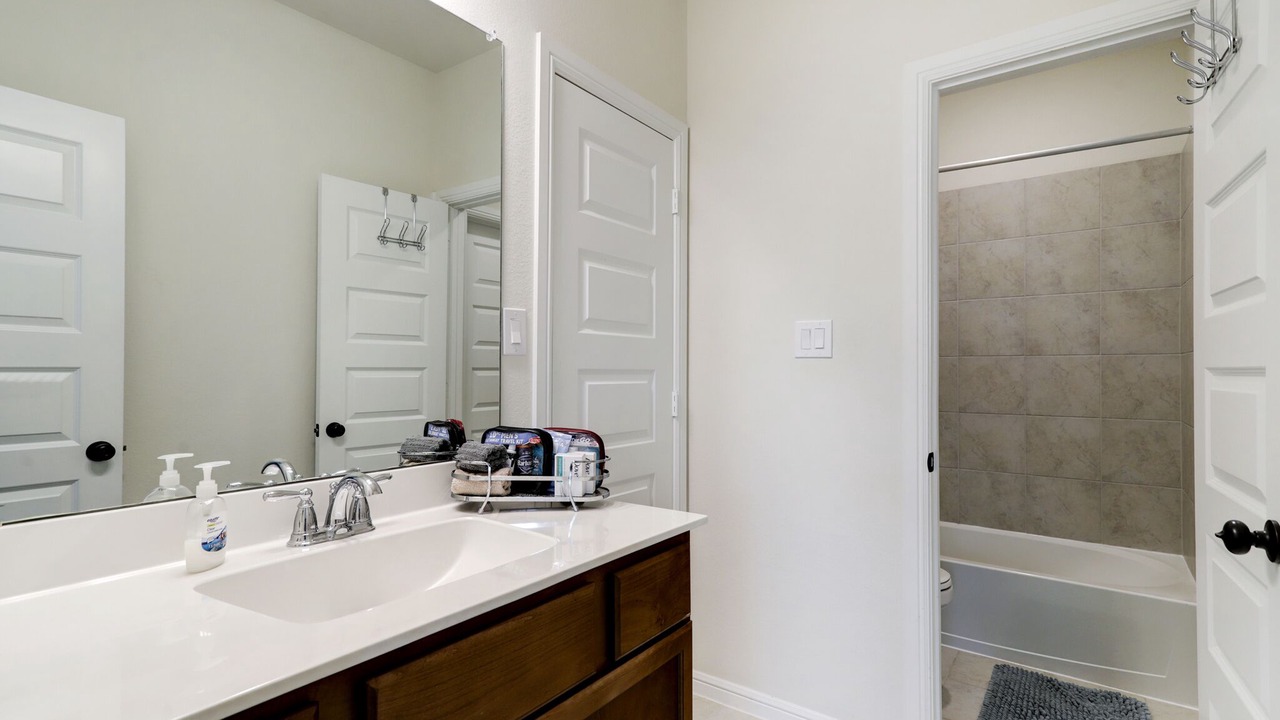 Photo of Bathroom in Clodine