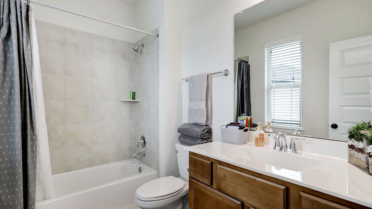 Photo of Bathroom in Clodine