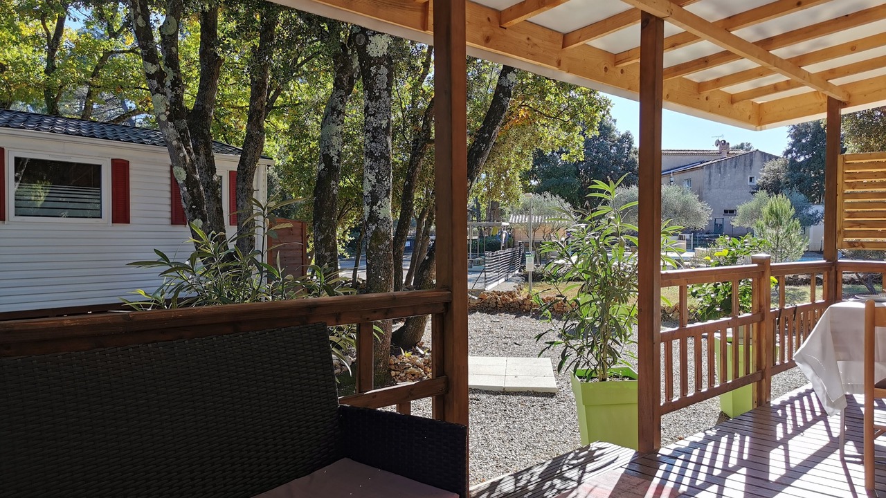 Photo of Patio Balcony in Sillans-la Cascade