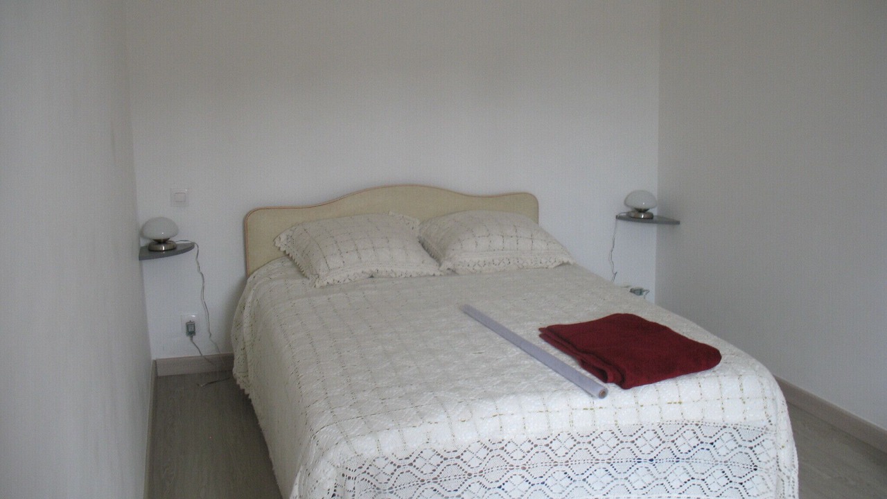 Photo of Bedroom in Perret