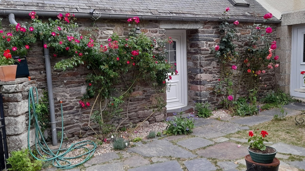 Photo of Outdoor in Perret