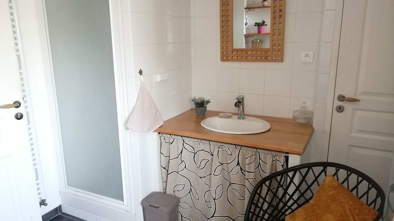 Photo of Bathroom in Bouhy