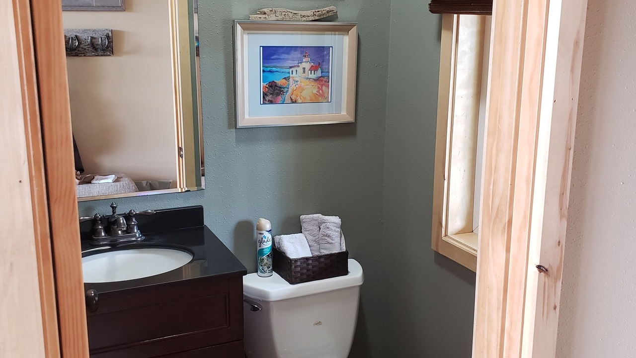 Photo of Bathroom in Kalifornsky