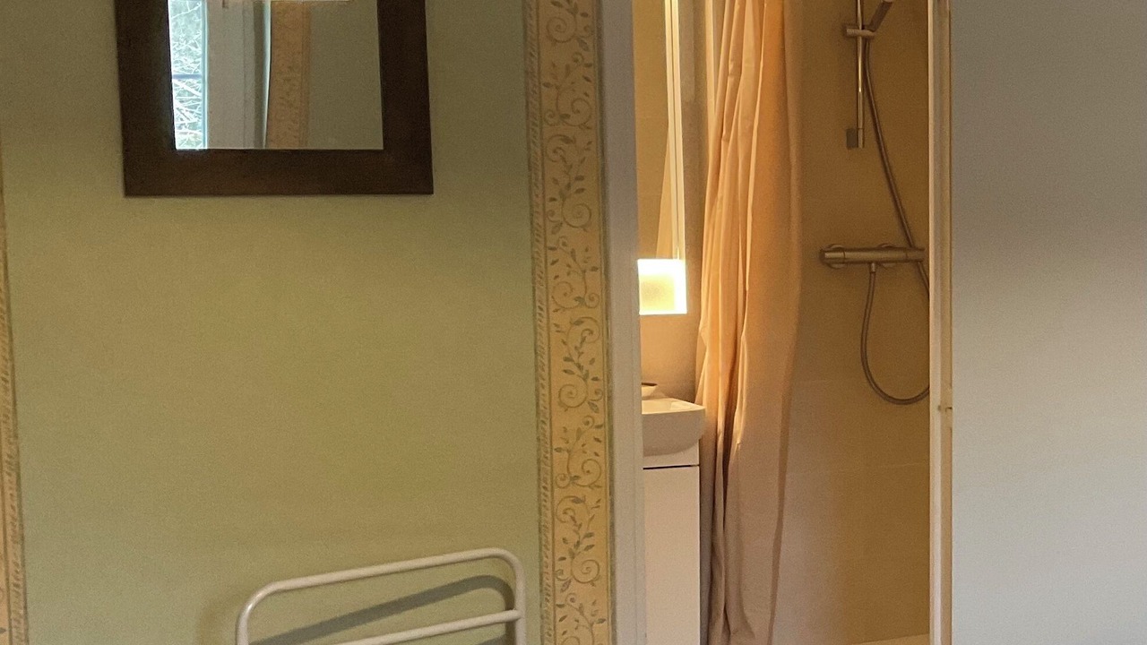 Photo of Bedroom in Saint-Avertin