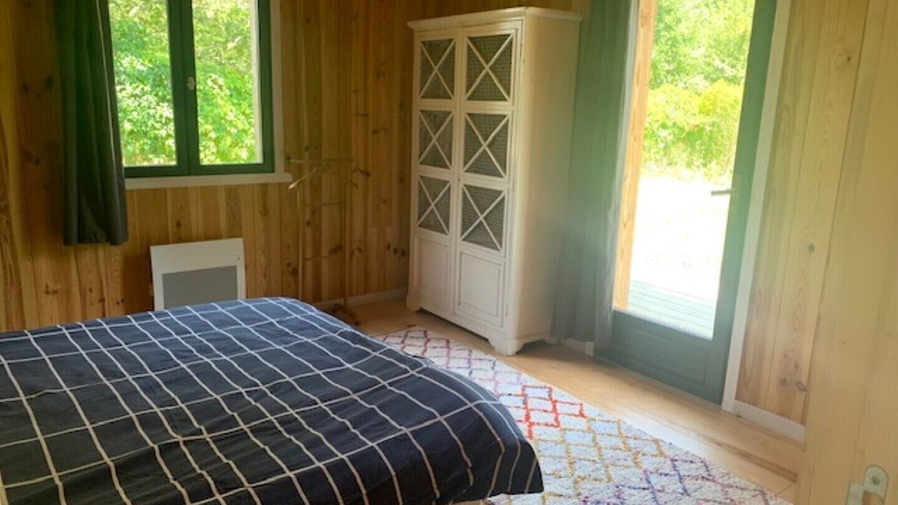 Photo of Bedroom in Luxey