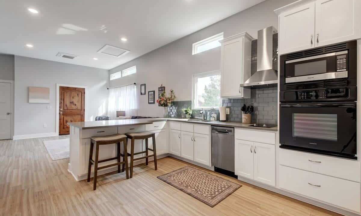 Photo of Kitchen in Austin Hills
