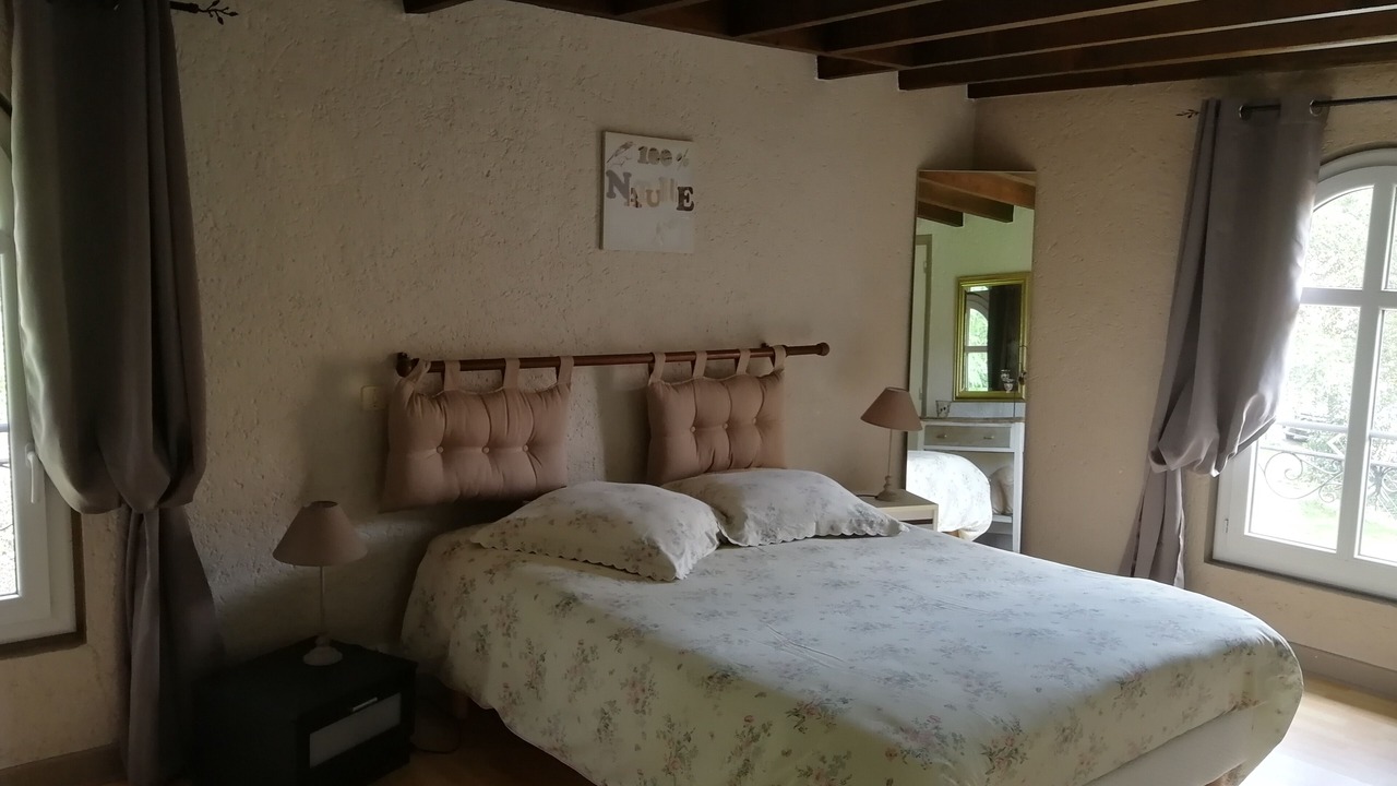 Photo of Bedroom in Renty