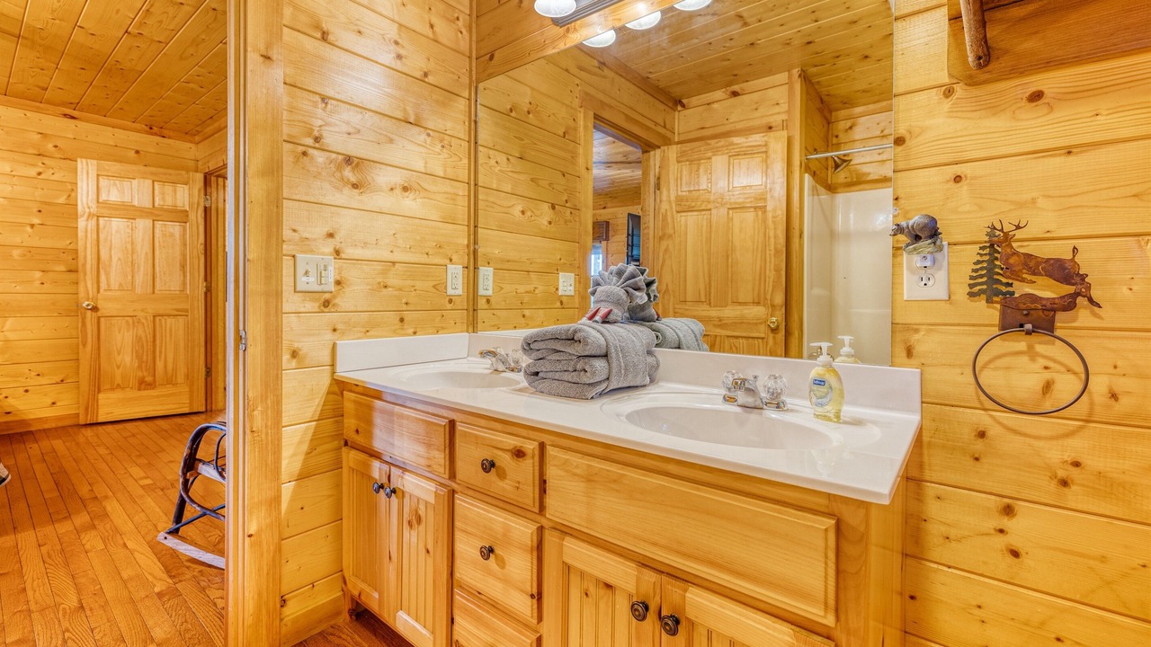 Photo of Bathroom in Cashes Valley