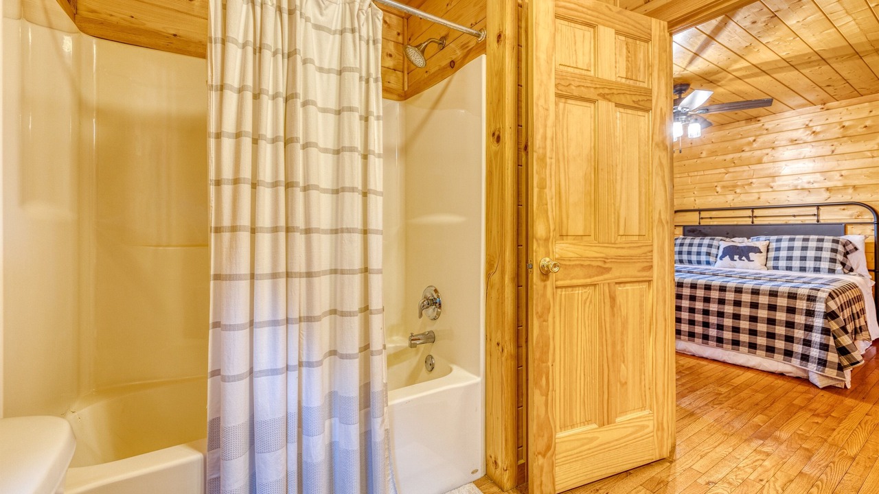 Photo of Bathroom in Cashes Valley