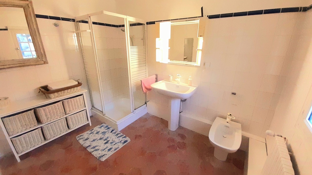 Photo of Bathroom in Mezieres-en-Drouais