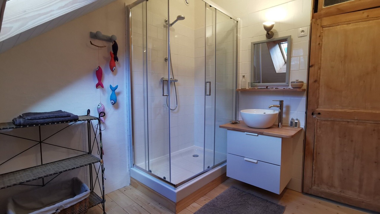 Photo of Bathroom in Derchigny