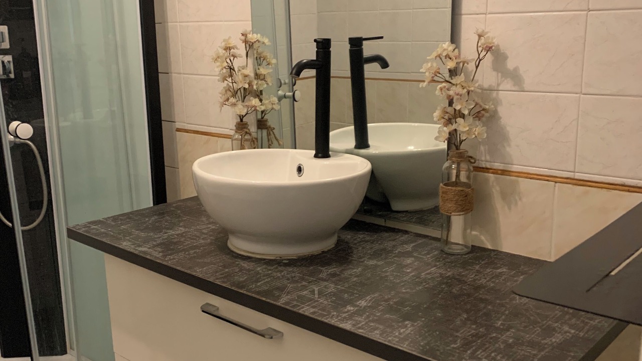 Photo of Bathroom in Roz-sur-Couesnon