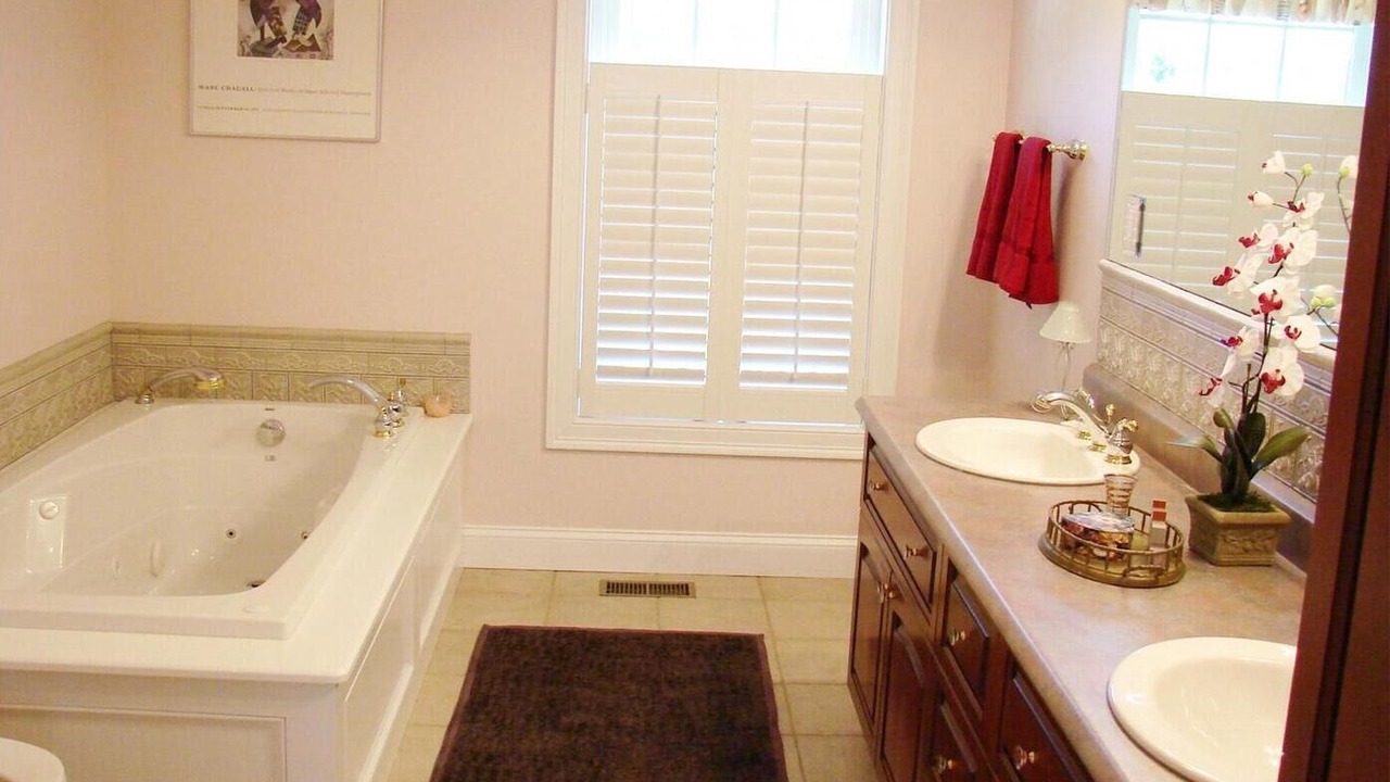Photo of Bathroom in Fly Creek