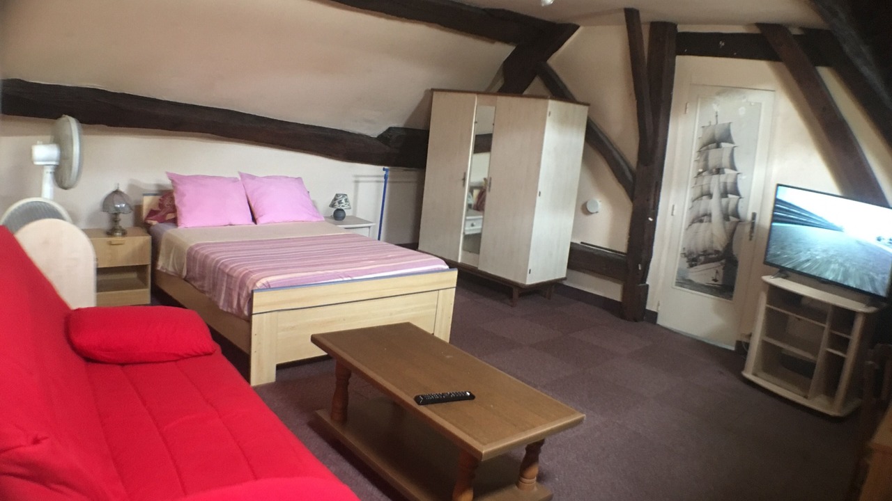 Photo of Bedroom in Mer