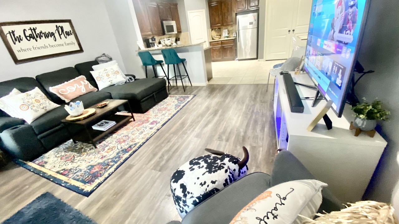 Photo of Livingroom in Midlothian