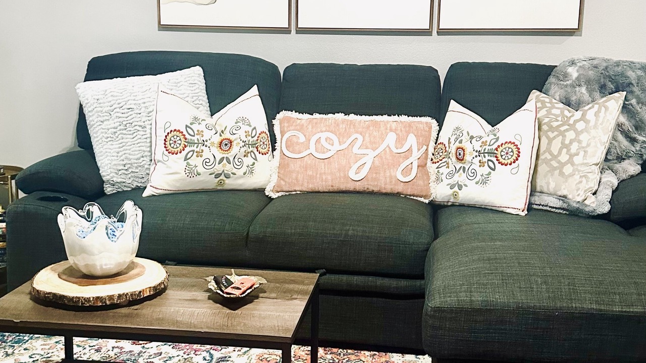 Photo of Livingroom in Midlothian