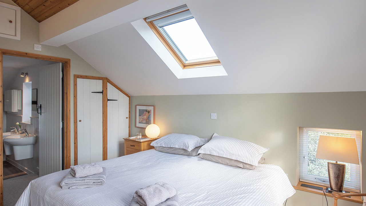 Photo of Others in Kingswood