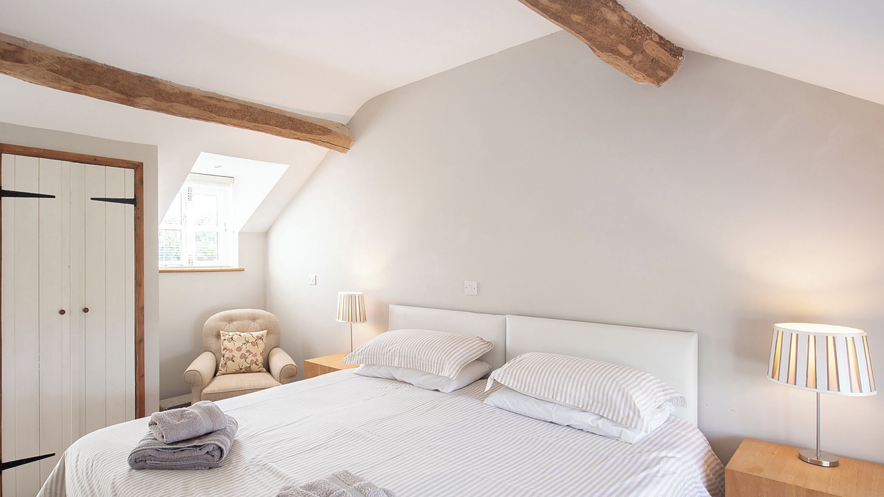 Photo of Others in Kingswood